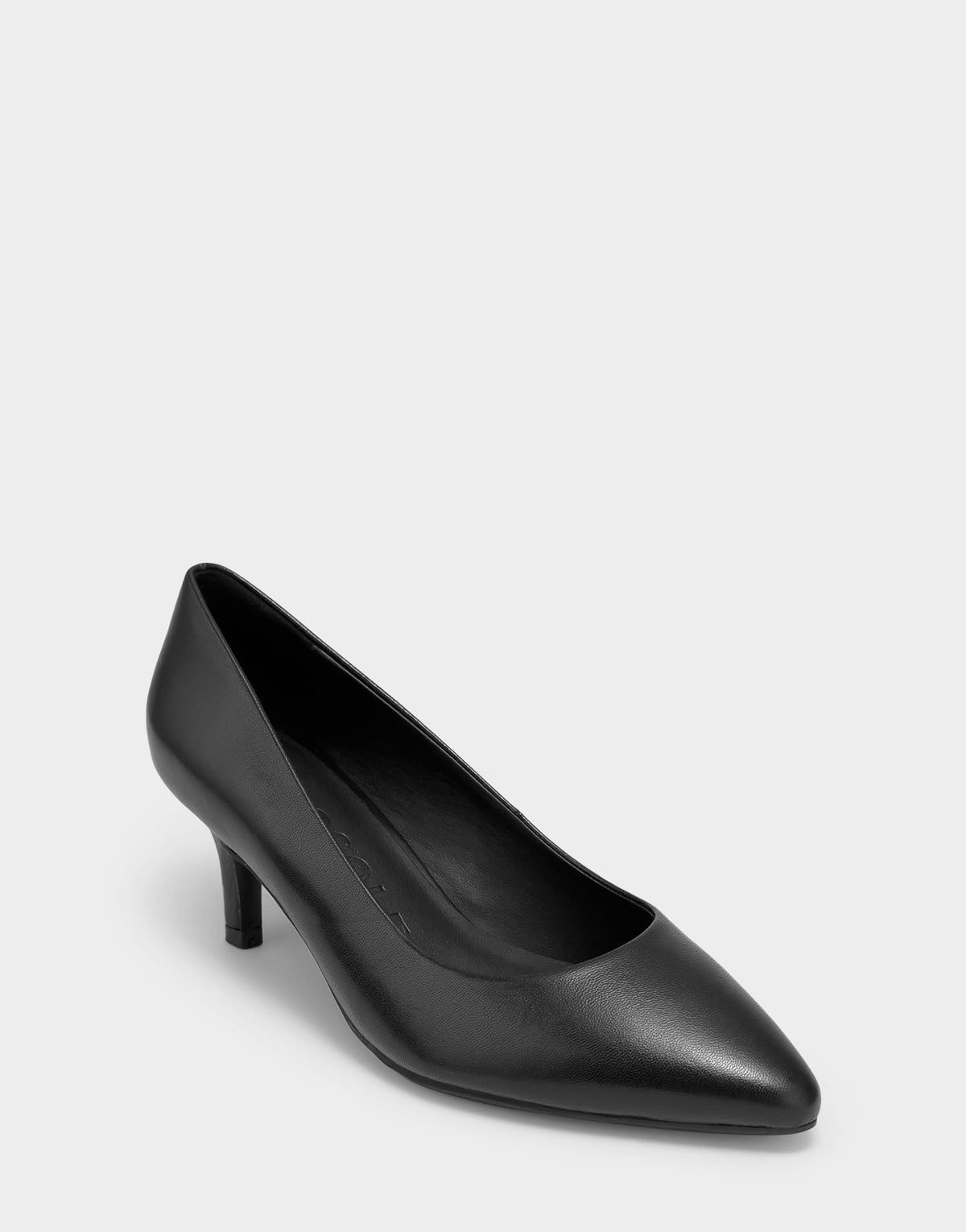 Women's Kitten Heel Pump in Black Leather | Aerosoles Shoes