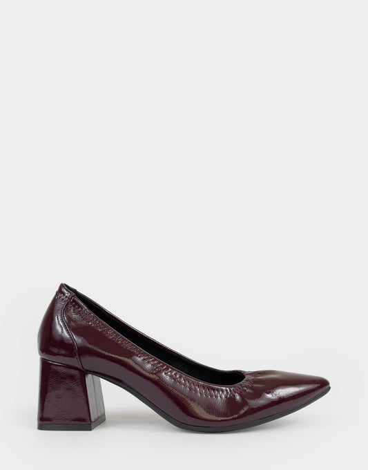 Women's Pump in Merlot Stretch Crinkle Patent | Aerosoles Shoes