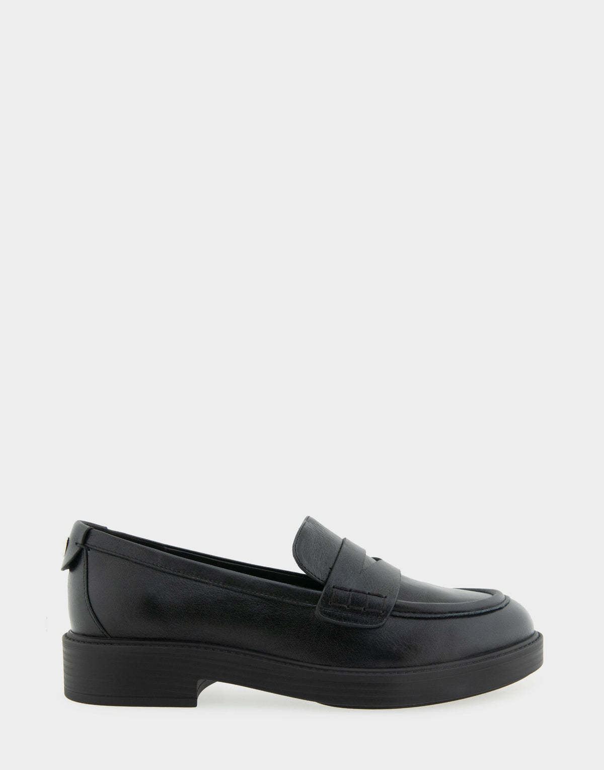 Women's Tailored Loafer in Black Leather | Aerosoles Shoes