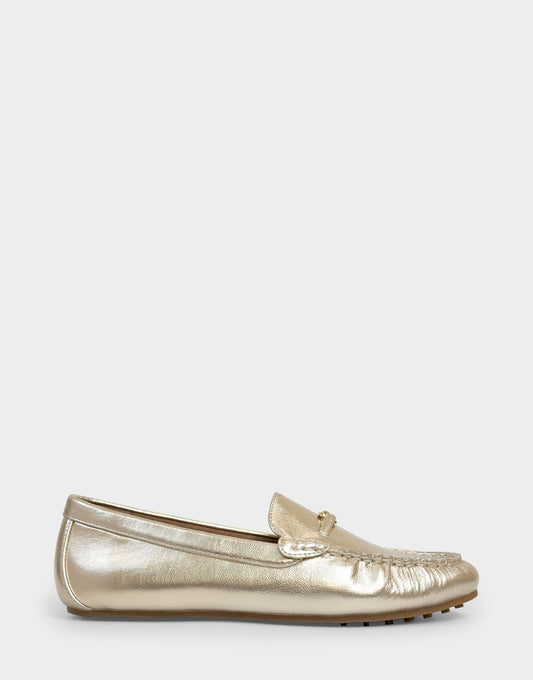 Women's Driver in Soft Gold Faux Leather | Aerosoles Shoes