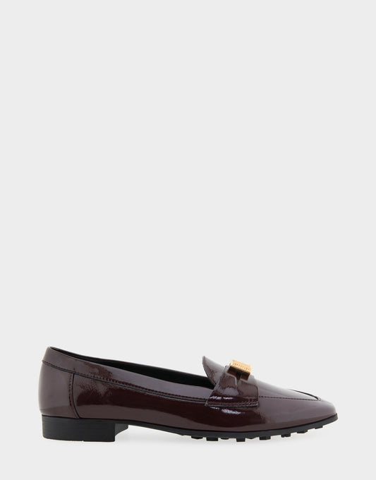 Women's Tailored Loafer in Merlot Crinkle Patent | Aerosoles Shoes
