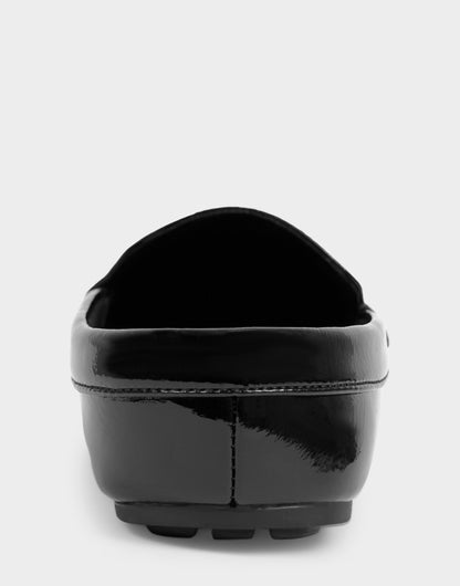 Women's Loafer Mule in Black Crinkle Patent | Aerosoles Shoes