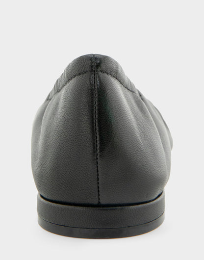 Women's Ballet Flat in Black Leather | Aerosoles Shoes