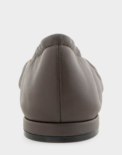 Women's Ballet Flat in Java Leather | Aerosoles Shoes