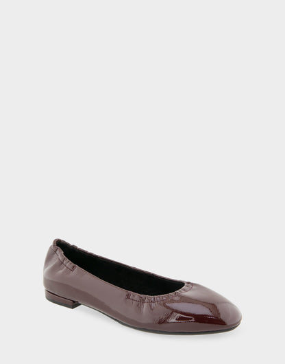Women's Ballet Flat in Merlot Crinkle Patent | Aerosoles Shoes