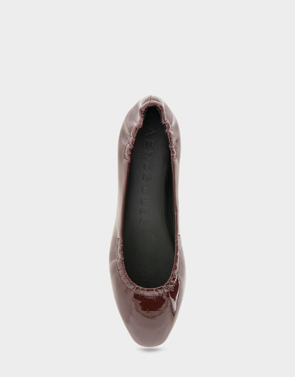 Women's Ballet Flat in Merlot Crinkle Patent | Aerosoles Shoes