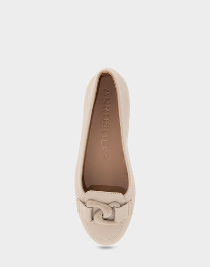 Women's Ballet Flat in Stone Faux Leather | Aerosoles Shoes