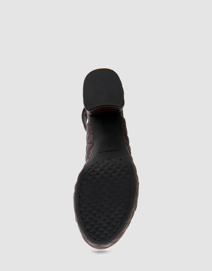 Comfortable Women's Platform Sandal in Deep Aubergine Quilted Leather Leather | Aerosoles Shoes
