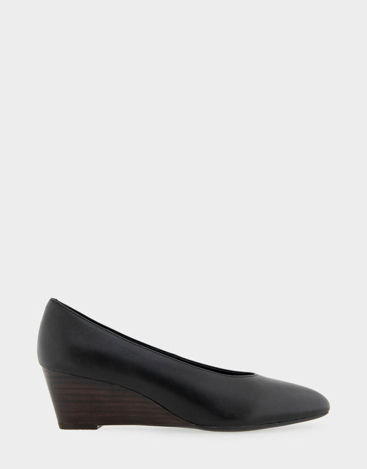 Comfortable Women's Wedge Heels in Black Leather | Aerosoles Shoes