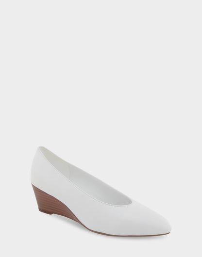 Comfortable Women's Wedge Heels in White Leather | Aerosoles Shoes