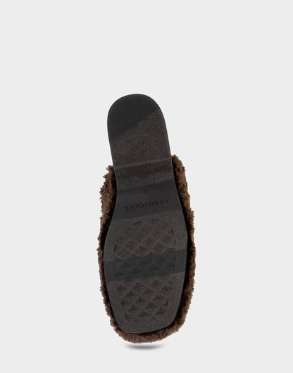 Comfortable Women's Clog In Brown Faux Shearling | Aerosoles Shoes
