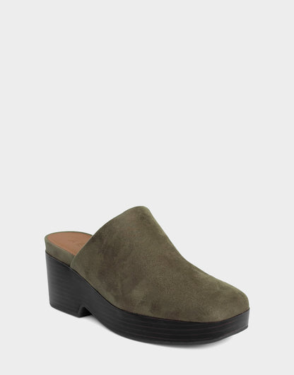 Comfortable Women's Clog In Green Faux Suede | Aerosoles Shoes