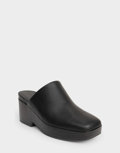 Comfortable Women's Clog In Black Faux Leather | Aerosoles Shoes