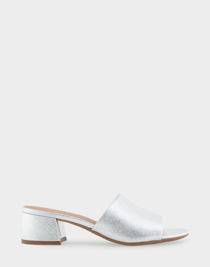Comfortable Women's Slide Sandals in Silver Metallic Textured Faux Leather | Aerosoles Shoes