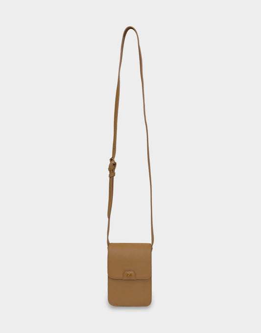 Women's North/South Flap Crossbody | Aerosoles Handbags